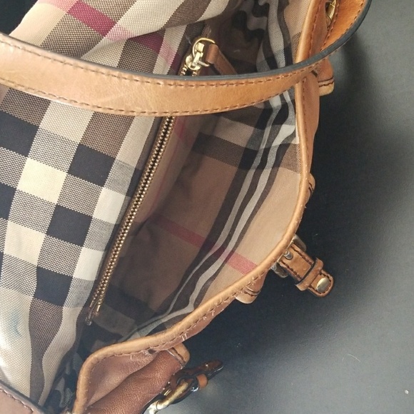 Burberry crossbody - Picture 2 of 4